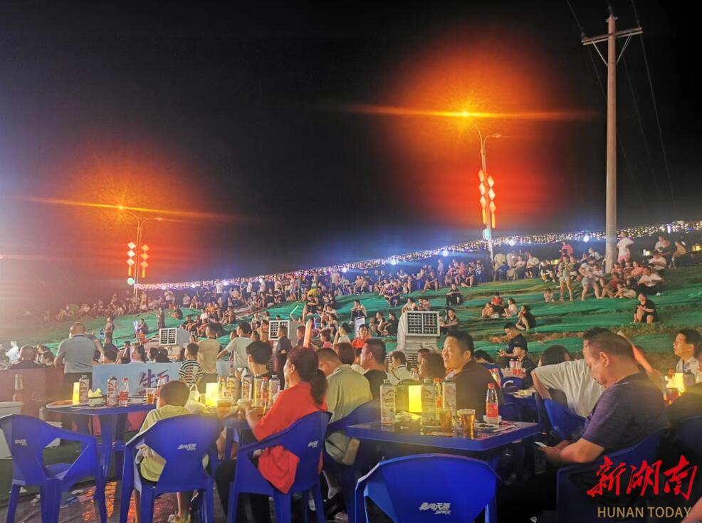 洞庭渔火季·魅力华容④丨今夜,雪花邂逅冰花