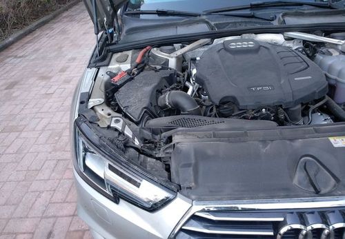 19款奥迪a4l加了6升机油会不会影响发动机