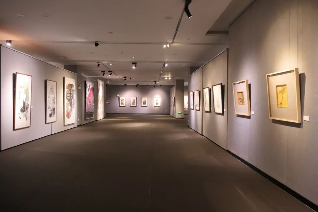 简讯"名师公益 品读画风"在江门市美术馆开展