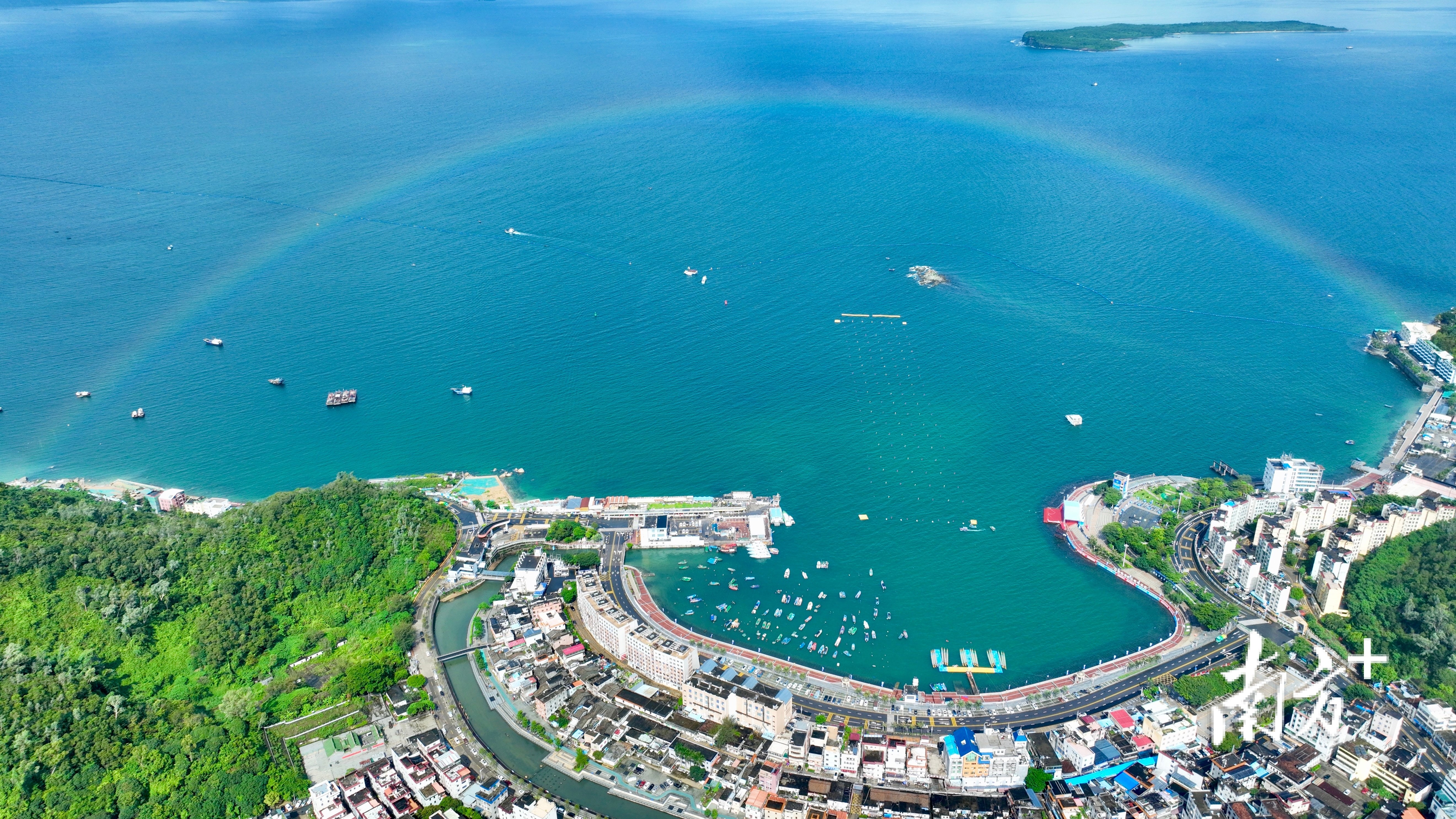 图集|见者好运!彩虹横跨深圳南澳月亮湾