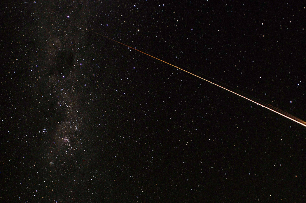 nasa:今年最靠近地球小行星"擦肩而过"