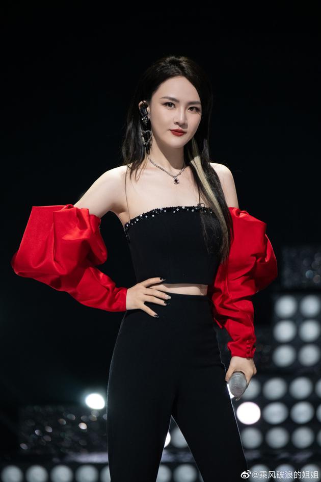 唐嫣问吕一参加姐姐2感受 王鸥谈平衡演戏与综艺