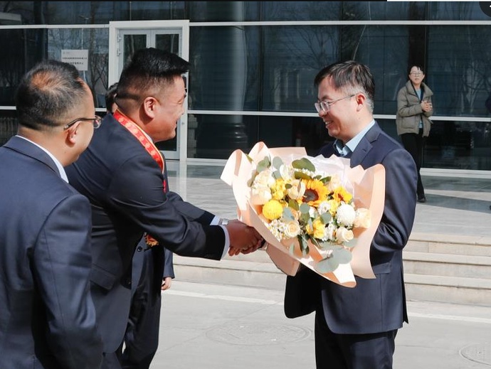 青海移动欢迎全国脱贫攻坚先进个人,青海移动员工多杰才旦载誉归来