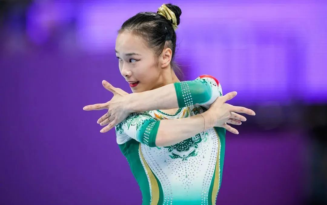 带着亚运金牌回家,闵行姑娘章瑾聊起赛场上幸福的泪,心疼的泪