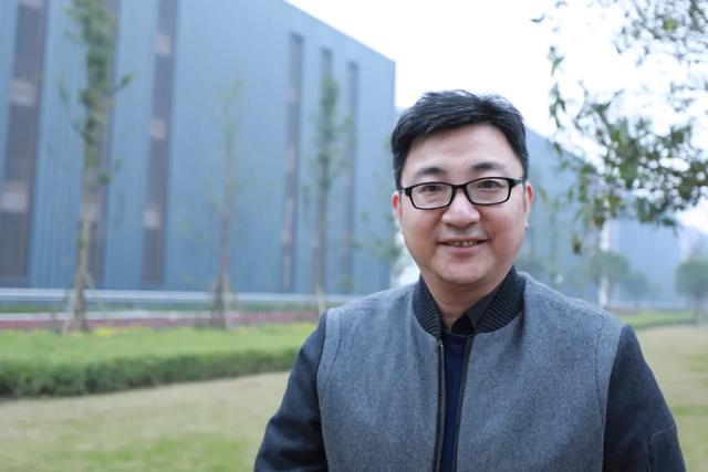 工人日报记者车辉:养老专业技能人才提速 融媒体报道形式创新