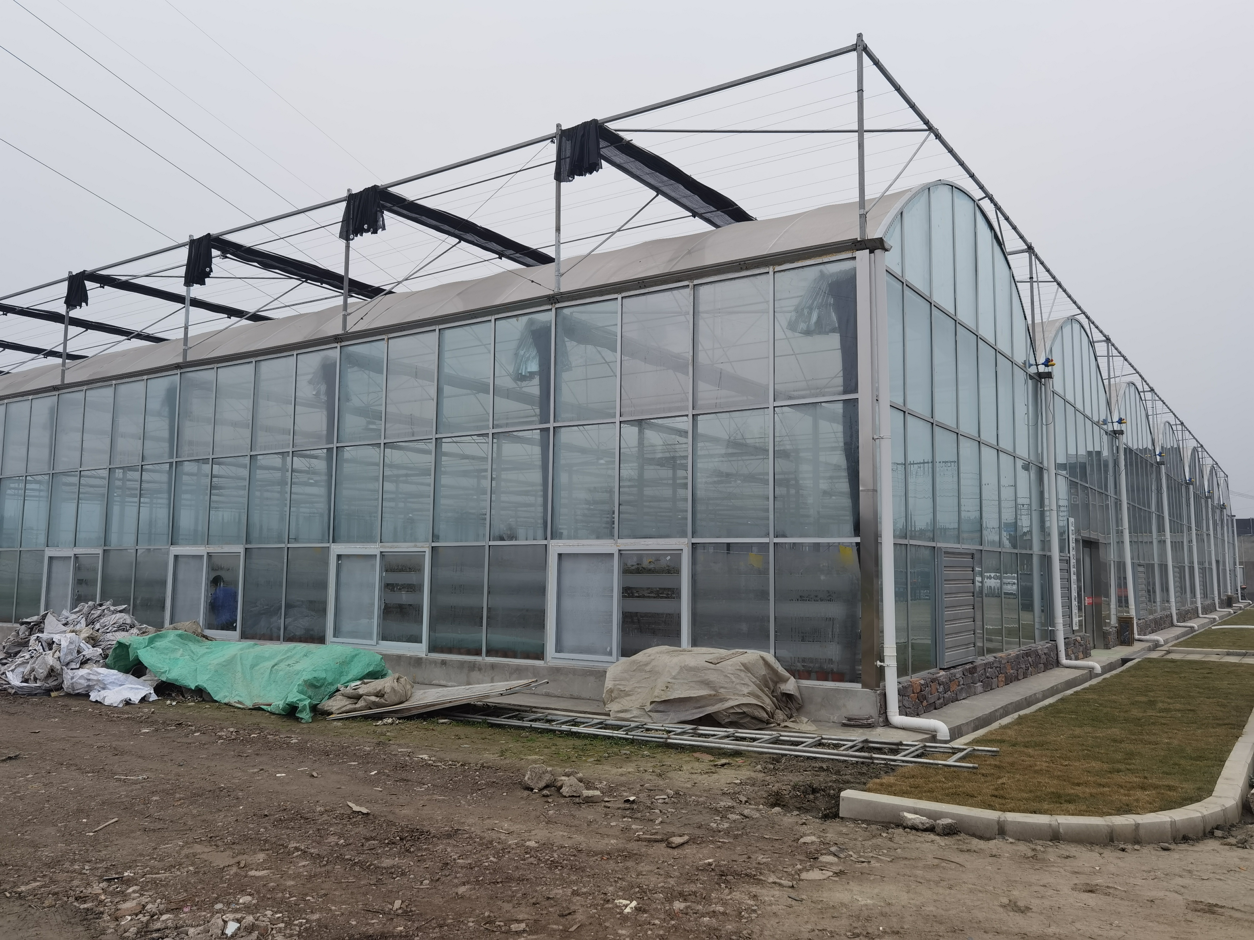 注意:对于钢架大棚,我们需要定期做好维护和保养!