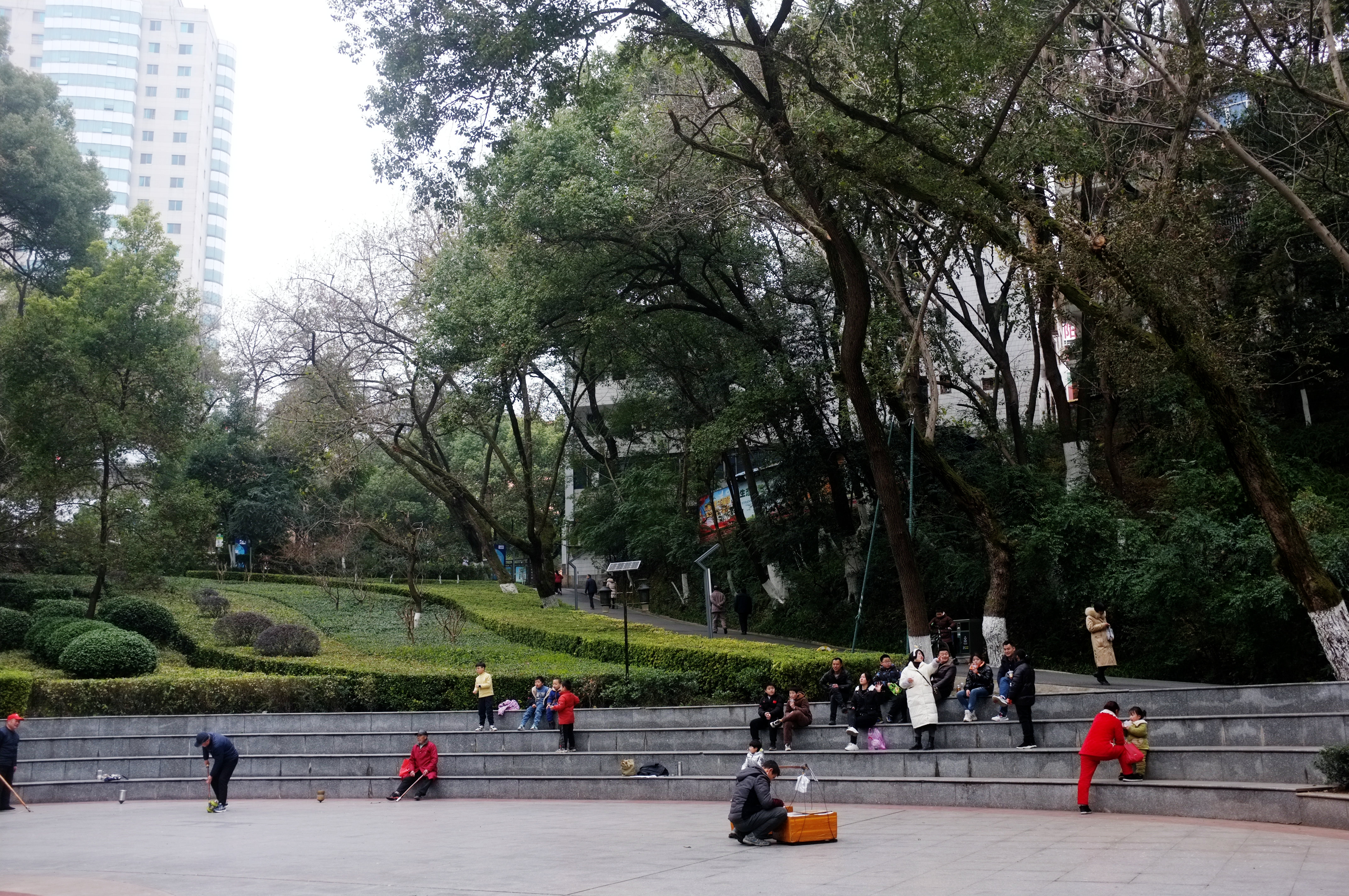 曾经风靡一时的邵阳城南公园旱冰场,与青春有关的记忆