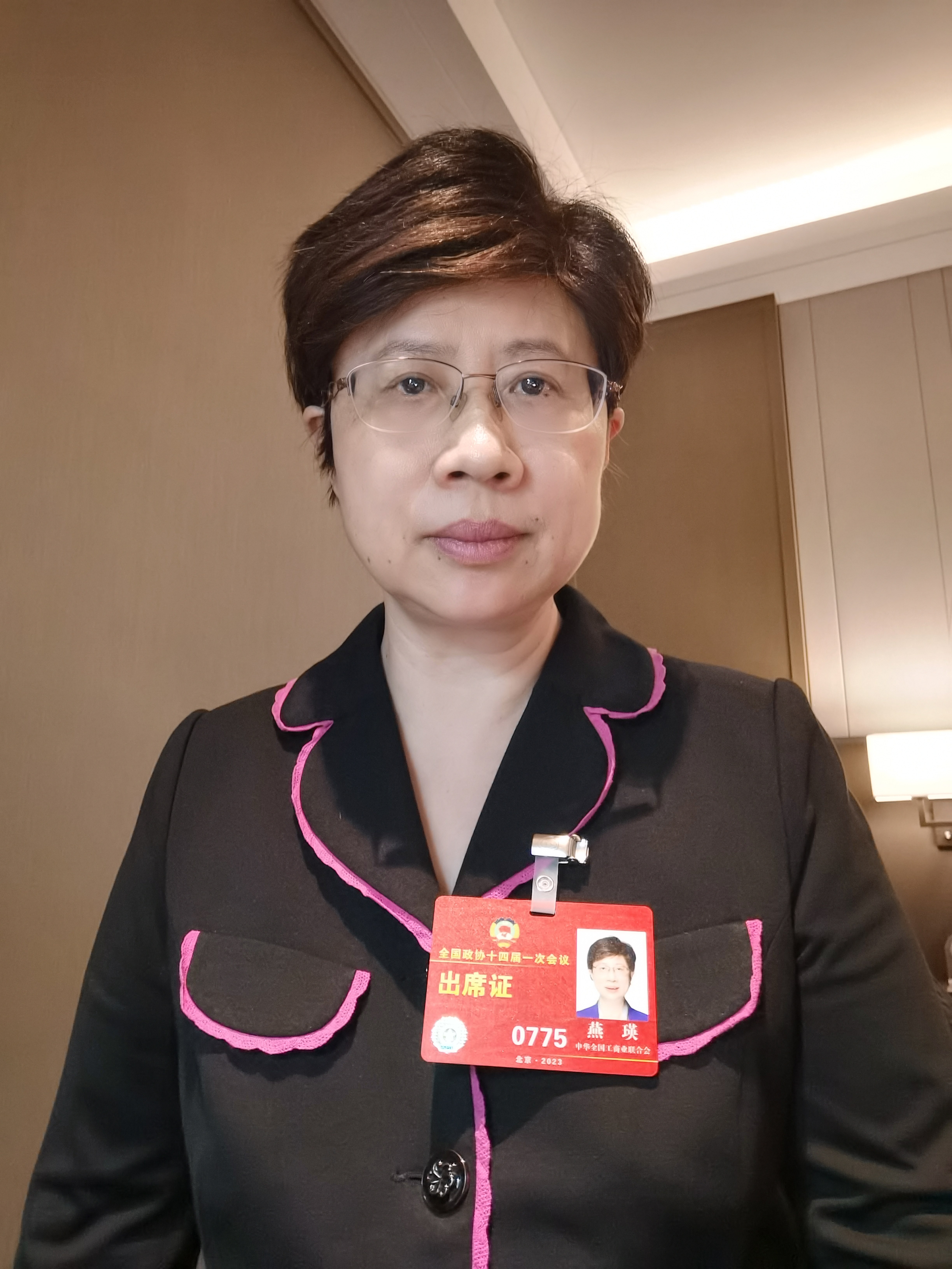 如何推进家庭教育?全国政协委员燕瑛建议延长产假,设家庭事务局