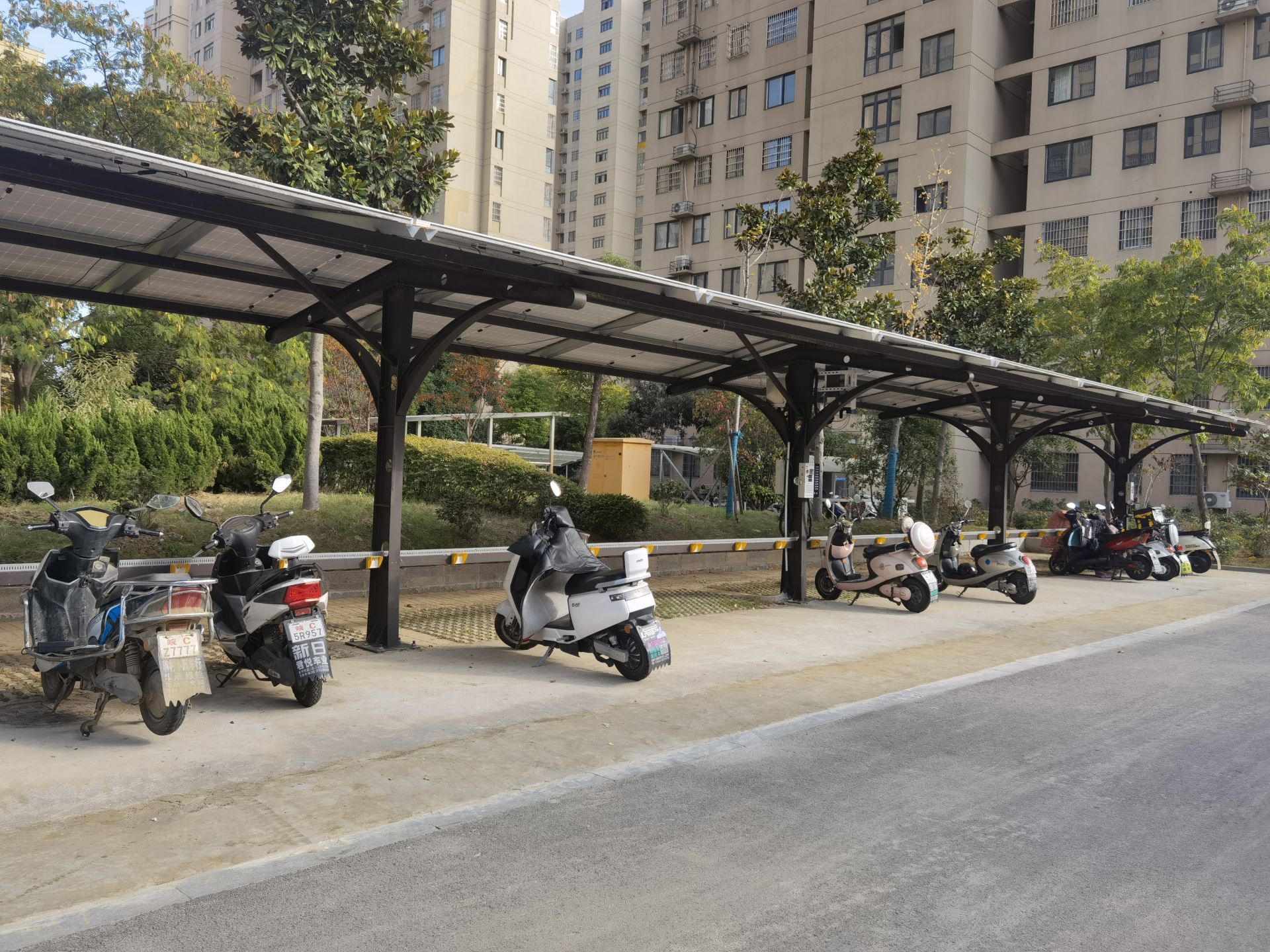 小区电动车停车棚建设标准