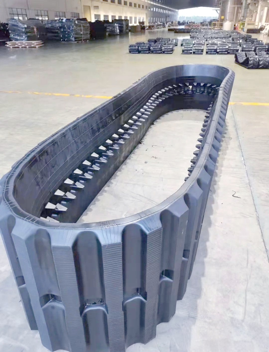 橡胶履带厂家多样产品直销,耐高温输送带及履带全解析