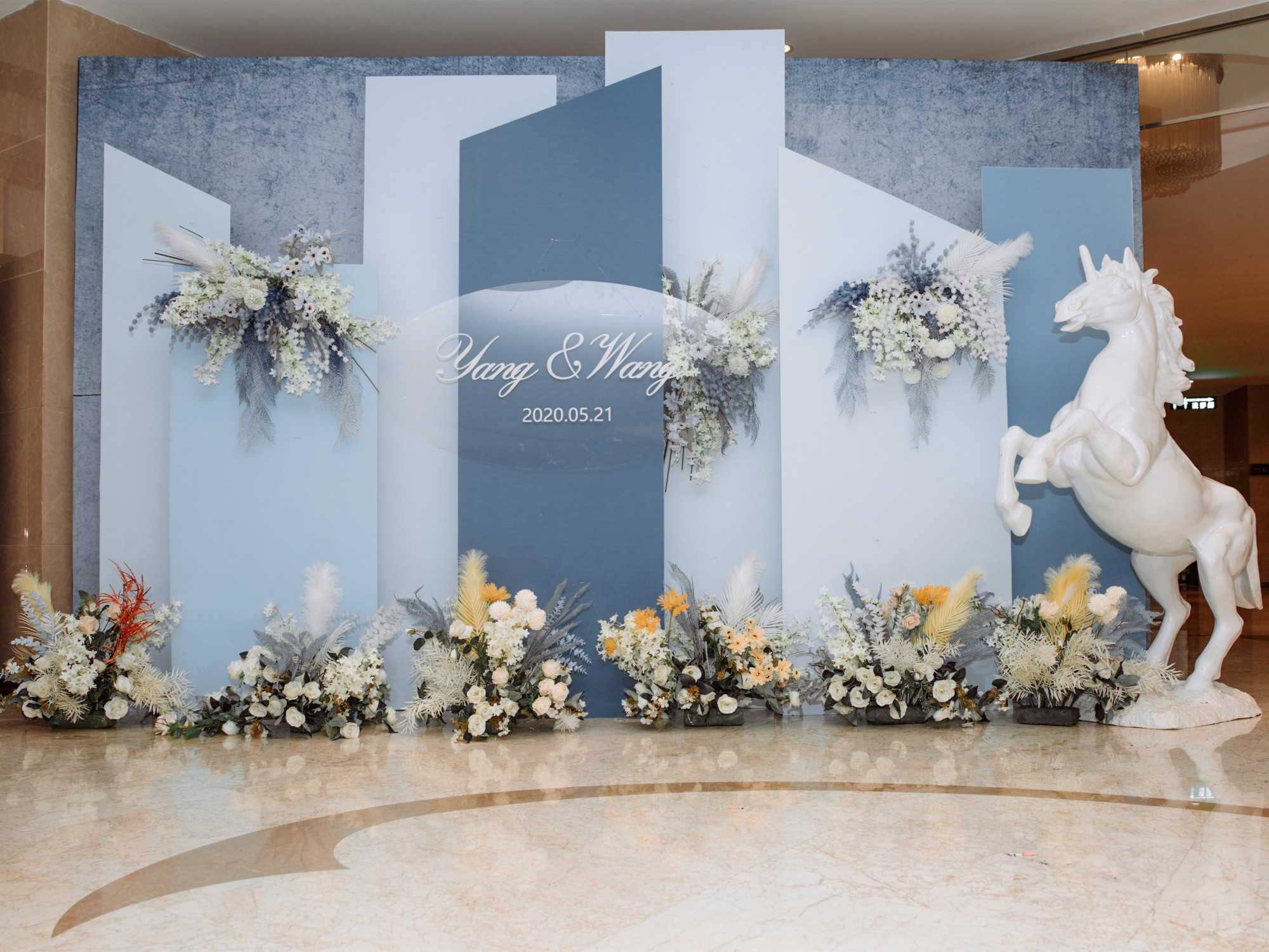 结婚现场的迎宾区怎么布置?