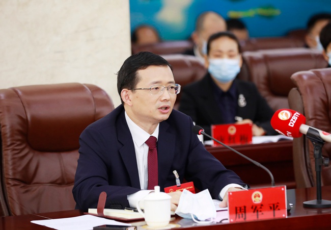 「关注省两会」周军平参加儋州代表团审议:聚焦两地融合 加快推进儋州
