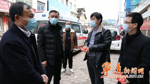 宁远:胡少波,杨国基在冷水镇开展春节走访慰问活动