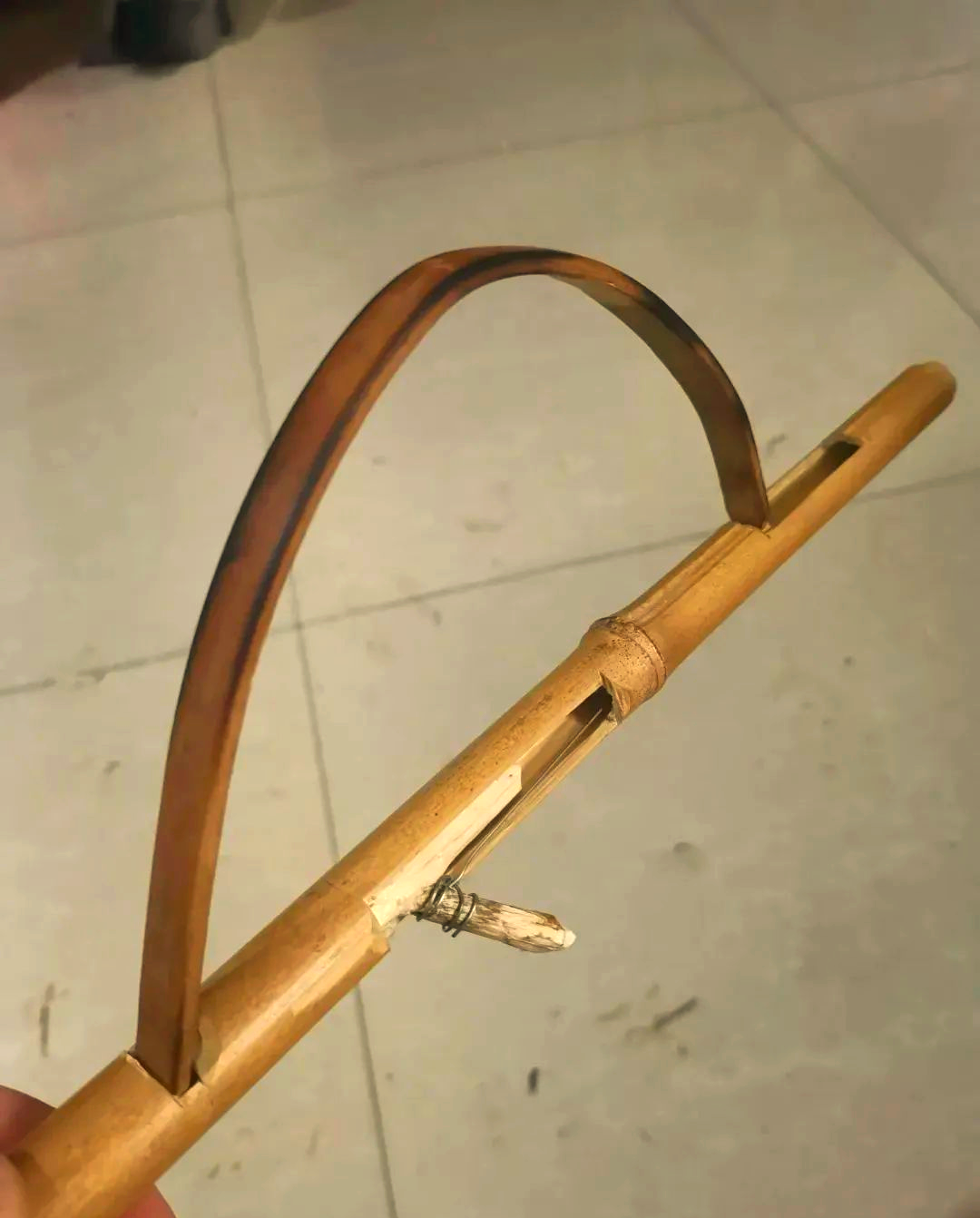 农村孩子自制的多样玩具,你玩过这些吗?