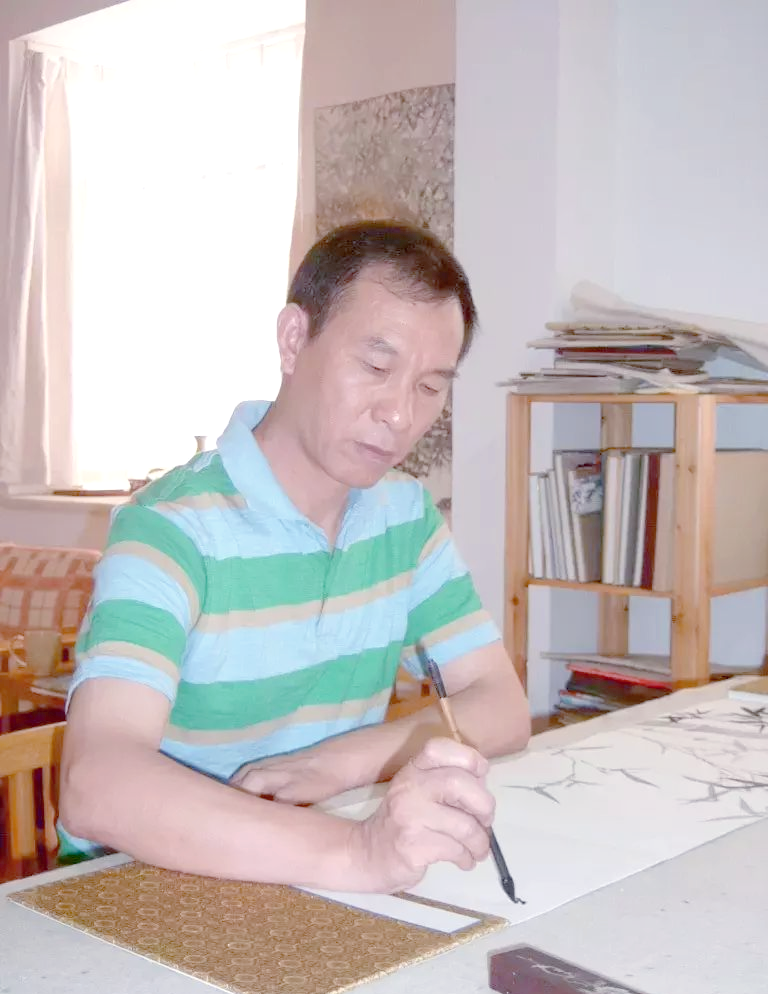 坚持三十年,尹维新冰竹画开创艺术新篇章