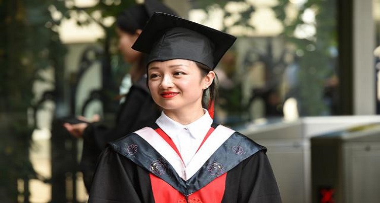 红黑学士服是什么学位