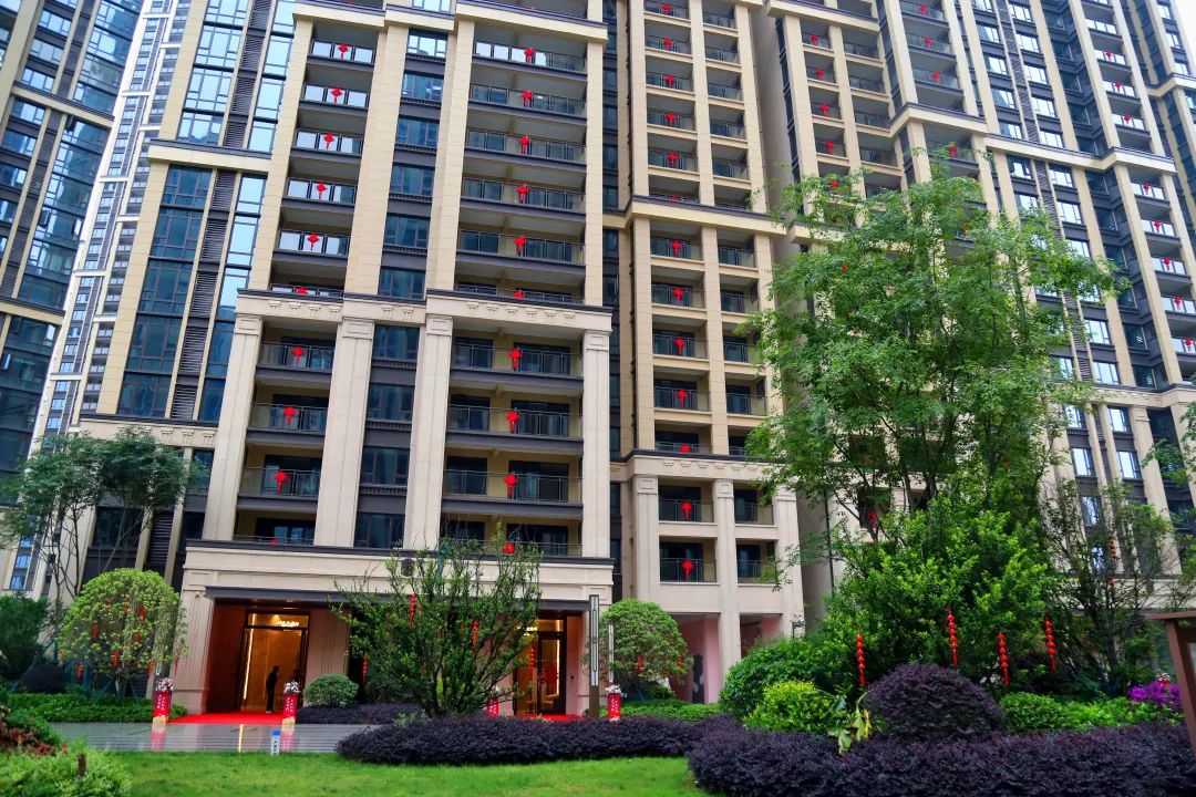 新家|匠心筑起美好,武汉金科城9 楼迎来交付