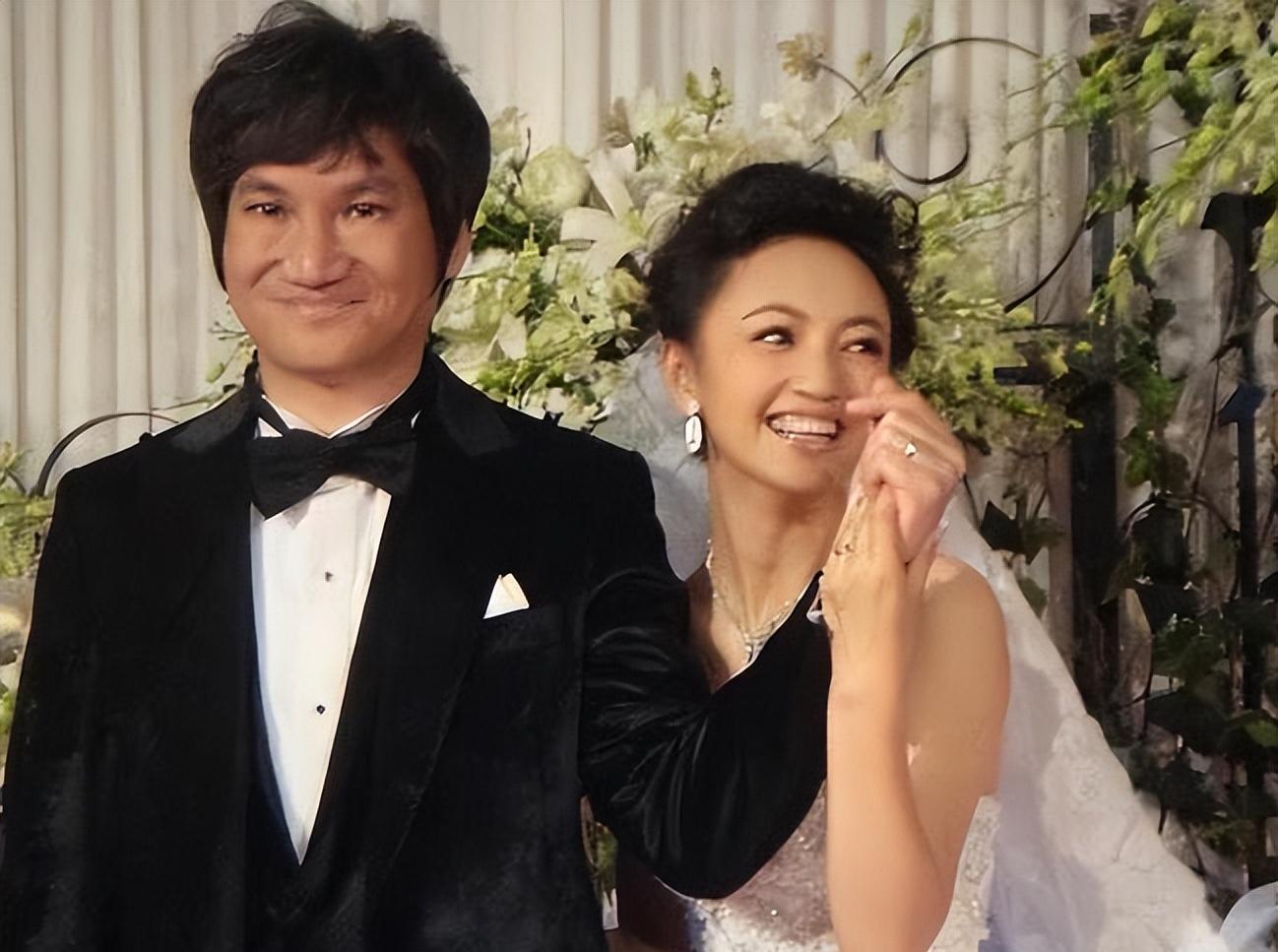 罗海琼:37岁嫁给华谊总裁,手握半个娱乐圈,如今一家四口挺幸福
