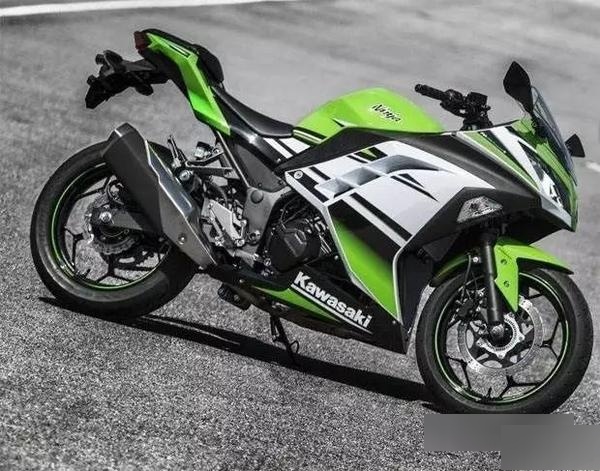 「大家评车」川崎小忍者 ninja 250 怎么样?