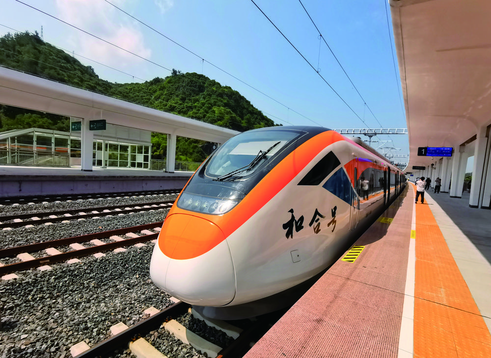 中国台州网丨明天市民出行可选乘市郊列车