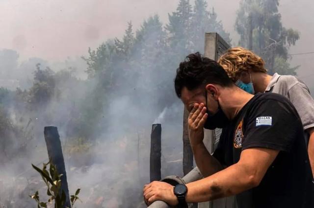 欧洲人的度假天堂,着火了