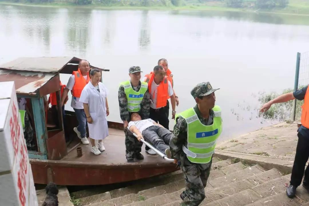 巴州区鼎山镇开展综合应急演练