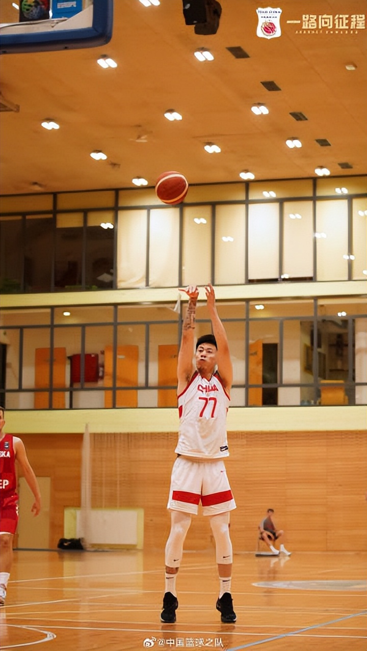 中国男篮热身赛以64-82不敌克罗地亚男篮