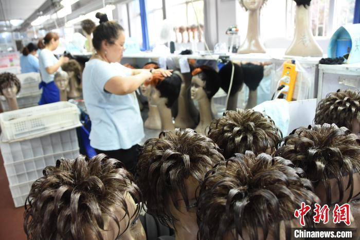 探访"世界假发之都":美丽如何从"头"开始?