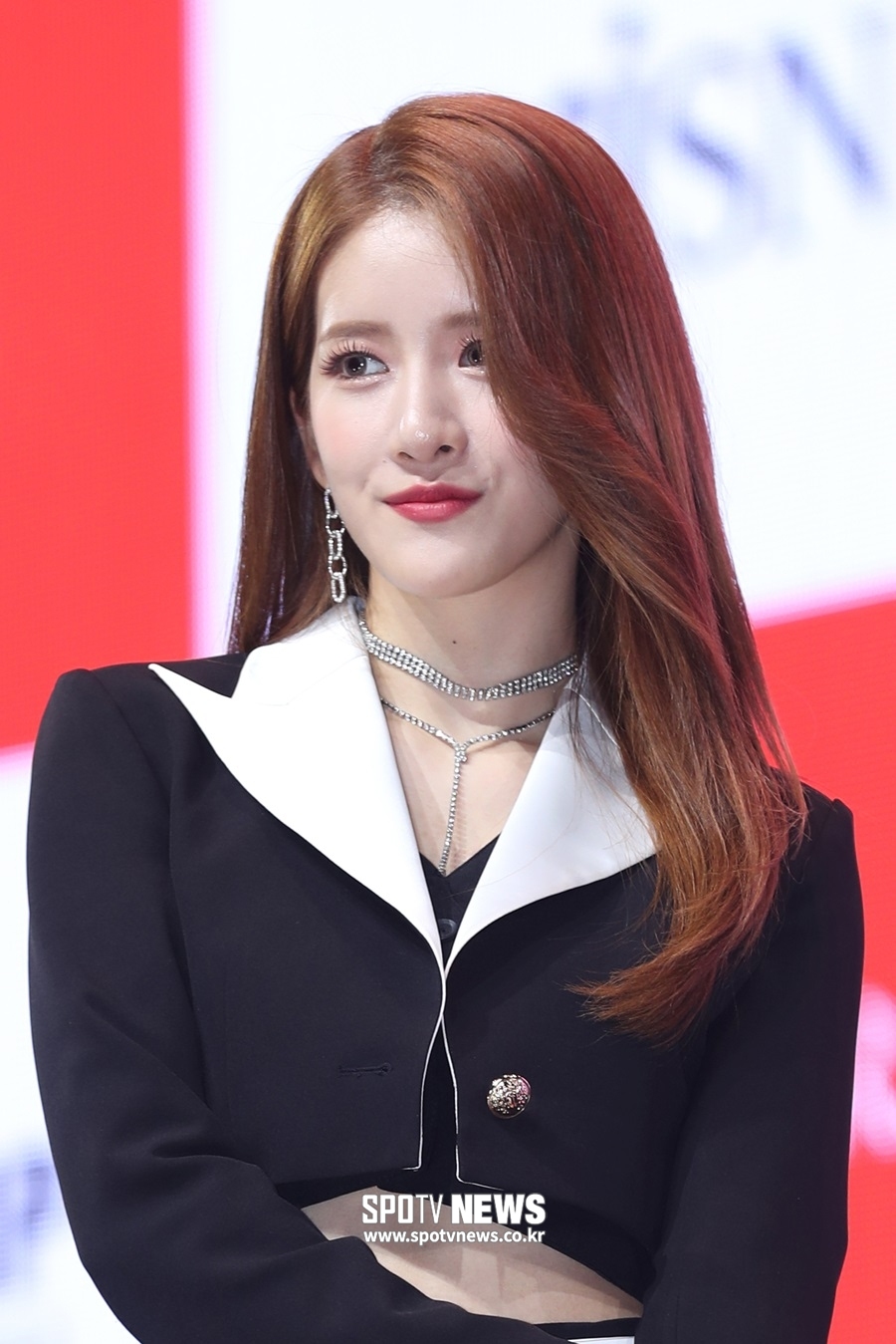 「星闻」宇宙少女exy因hani确诊余波,先发制人检查"暂时居家隔离"