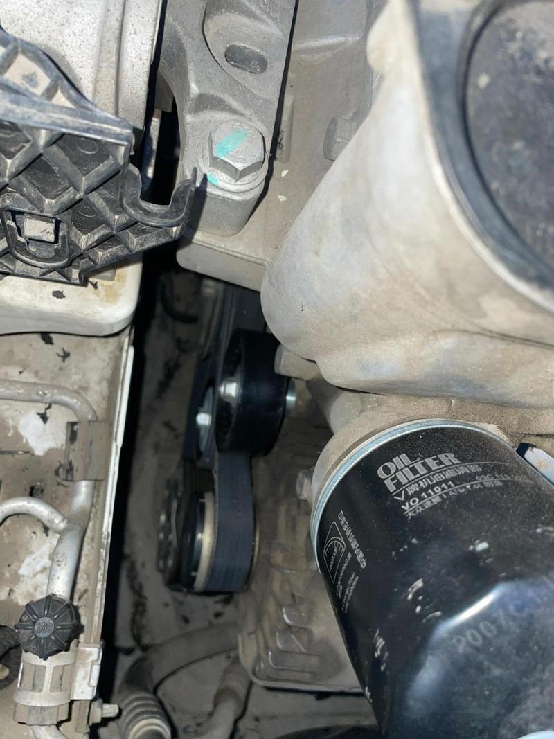 速腾发电机皮带多久更换?