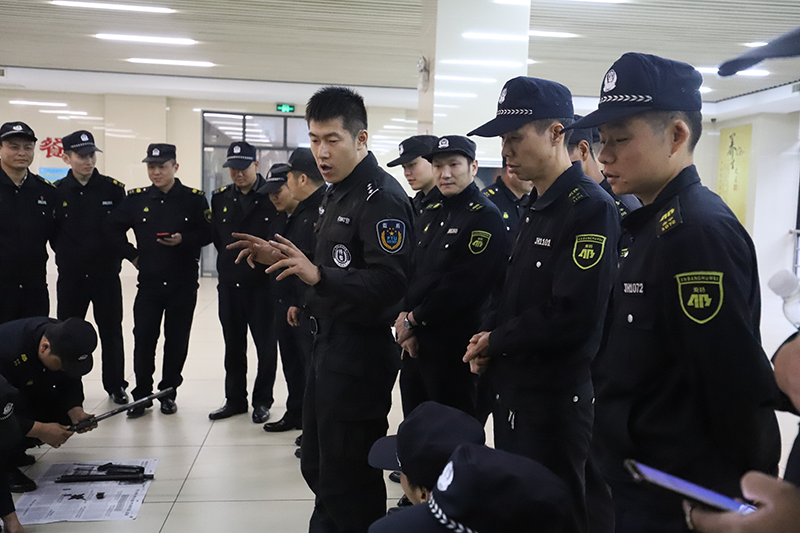 厉兵秣马|市公安局特警支队来金华安邦护卫开展训练共建活动