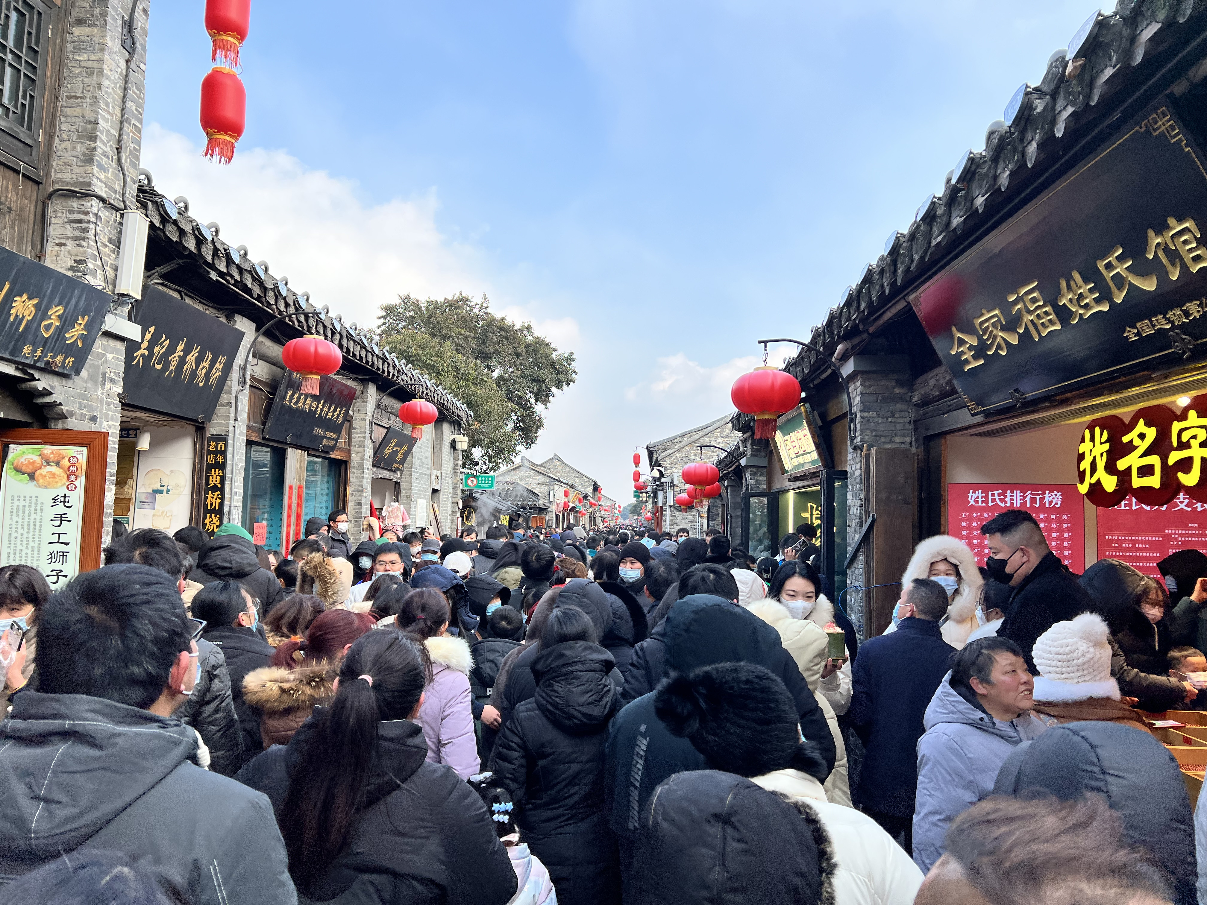 过年|餐饮店铺生意火爆,久违的年味又回来了