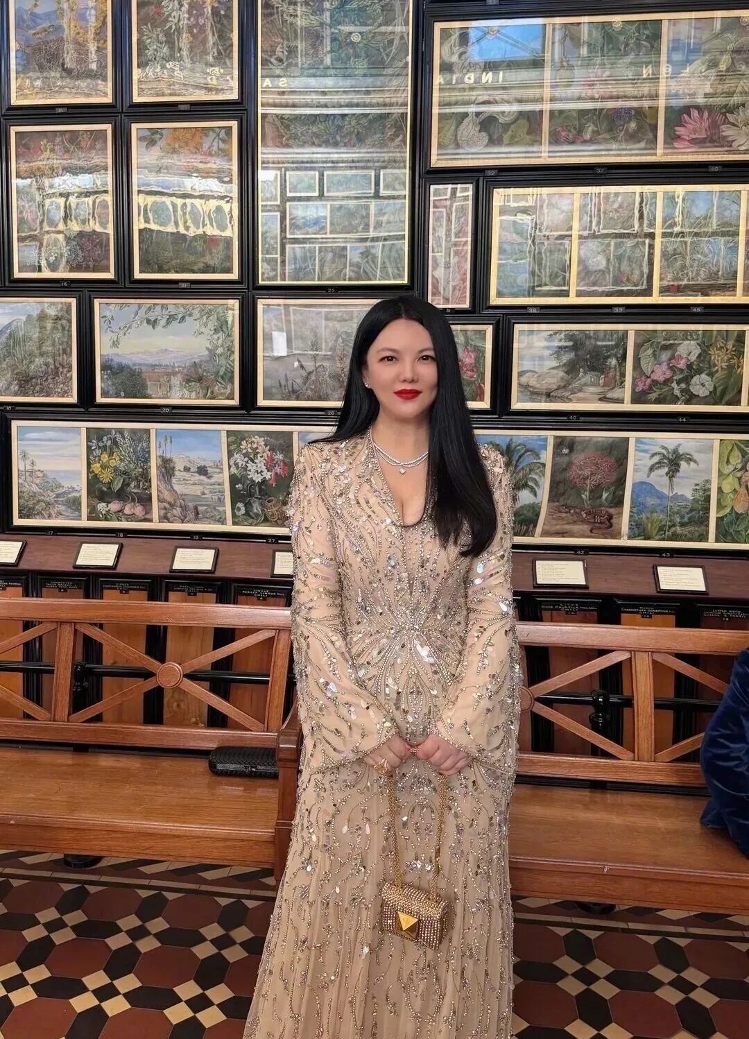 刚刚李湘多平台账号被禁止关注