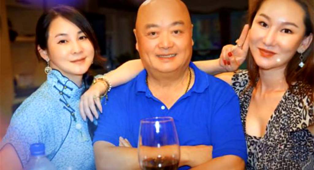 演员毛永明晒近影,英俊小生变光头胖叔,然而上海影人并未忘记他