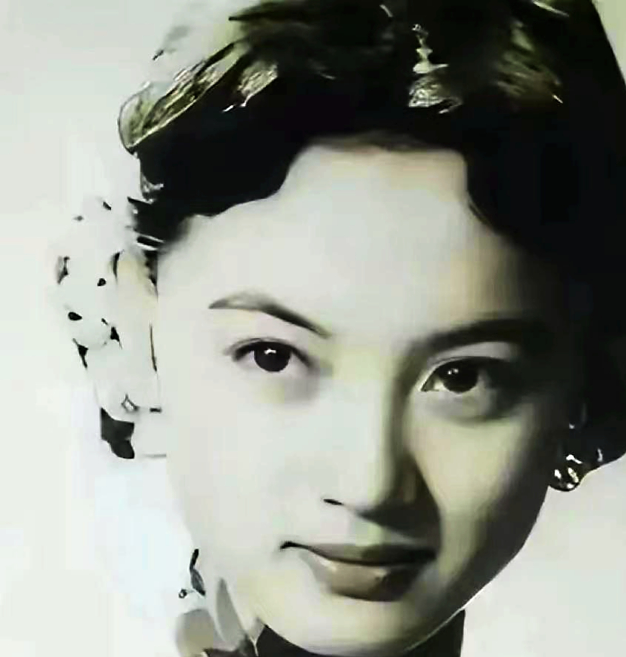 唐继尧好色,虽然娶了八个小妾,但看到自己同学庾恩旸的妻子钱秀芬这么