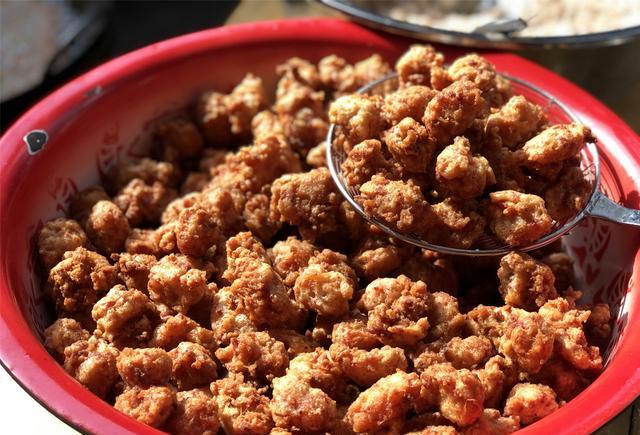 老式炸牛肉丸配方,记住"321"比例,丸子个个空心,酥脆松软