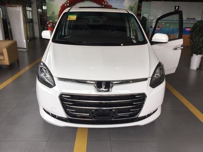 纳智捷mpv商务车7座真实油耗