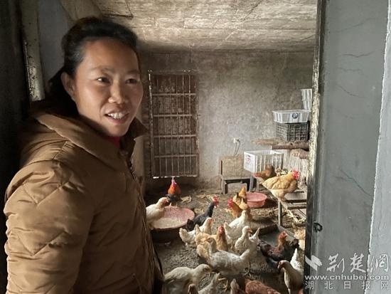 黄石长圳村:驻村工作队找准"穷根" 老百姓日子越过越红火