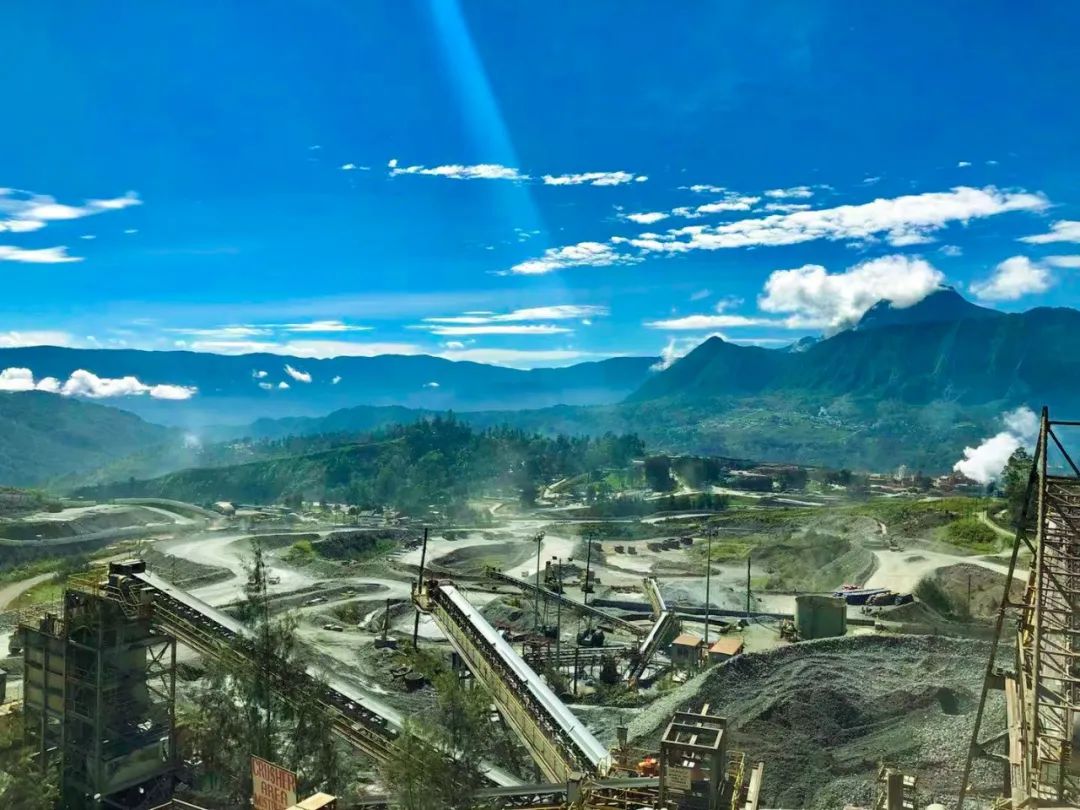 紫金矿业一季度净利润超25亿 三大世界级矿山投产呼之欲出