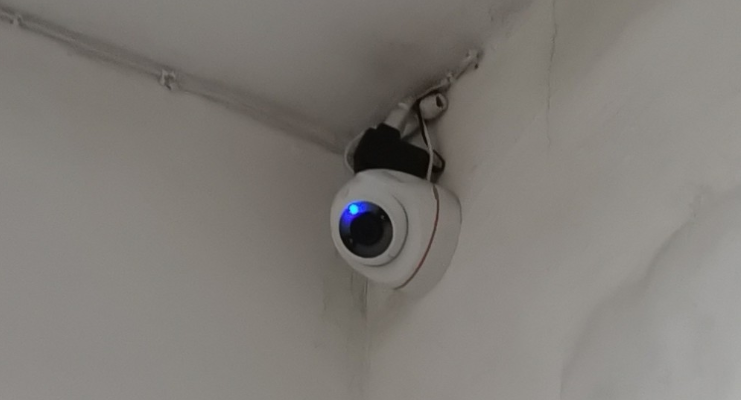 楼道里有摄像头吗