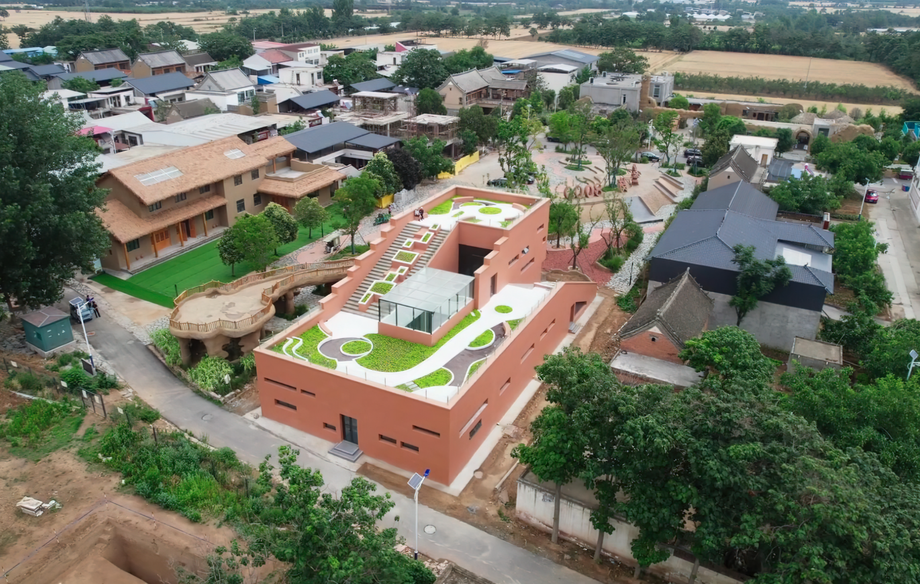 2022年"文化和自然遗产日"宣传活动在新郑市新村镇裴李岗村举行