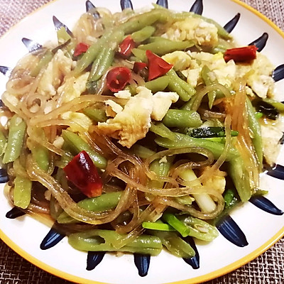 东古家味美食 清淡美味家常菜——豆角粉条炒鸡蛋