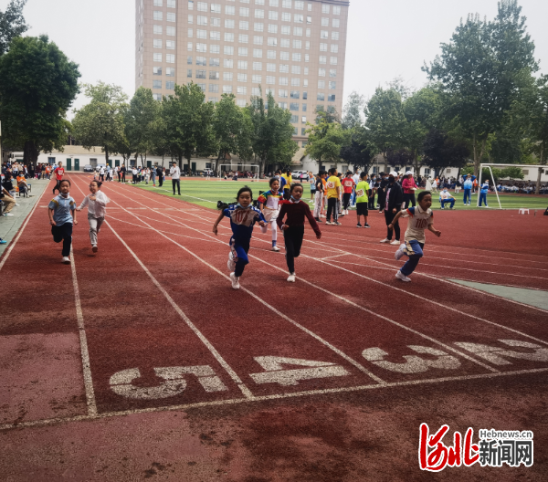 石家庄市宁源小学举行春季运动会