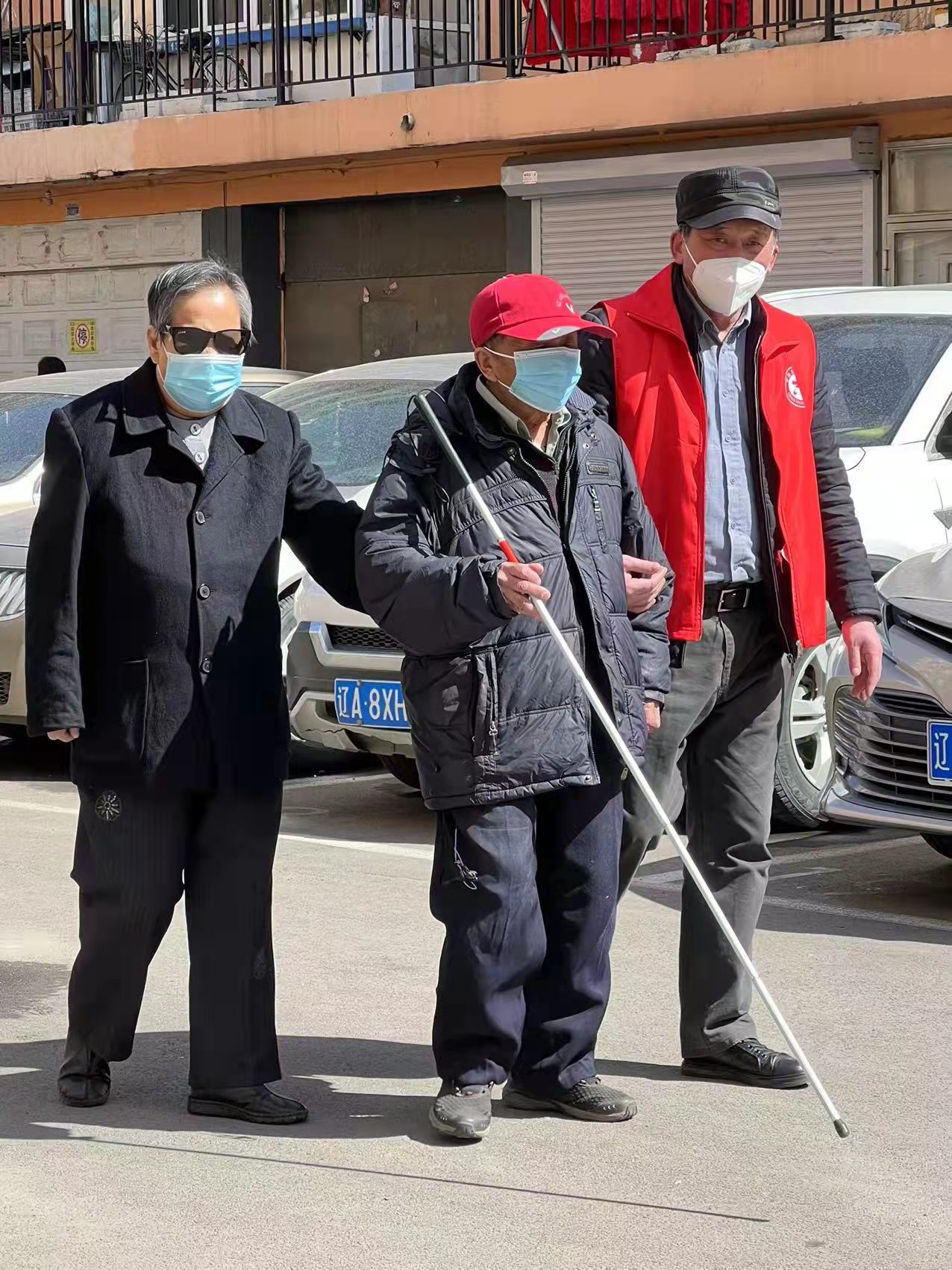 沈阳刑释人员沈德鸿 疫情期间坚守小区900天无悔奉献