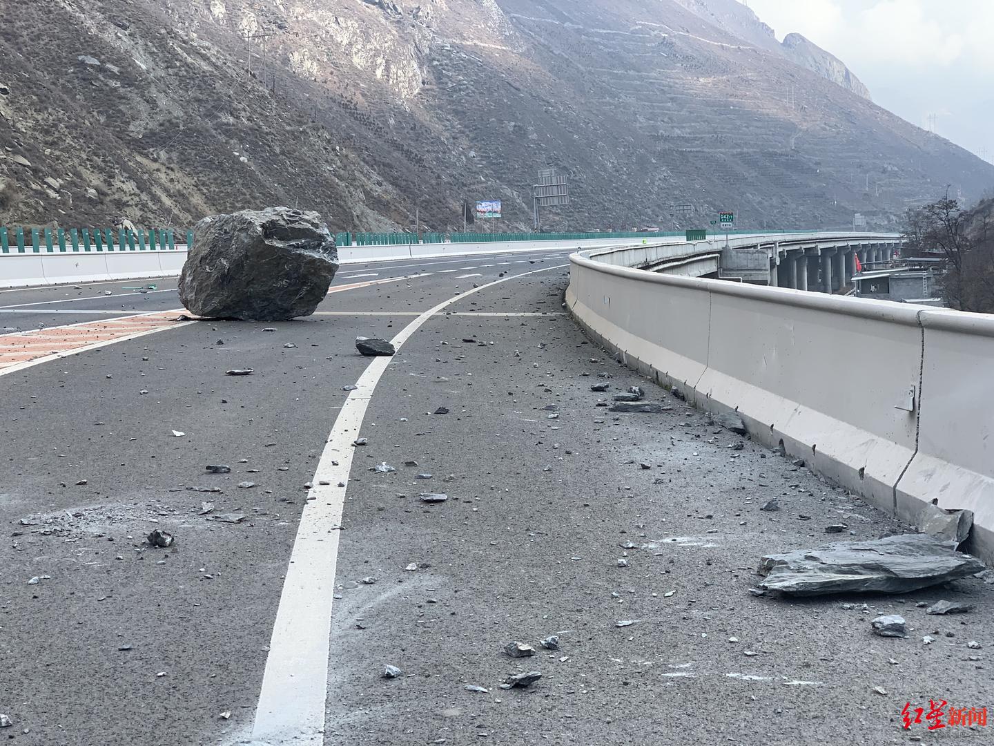 注意!g4217蓉昌高速公路桃坪至朴头段临时交通管制