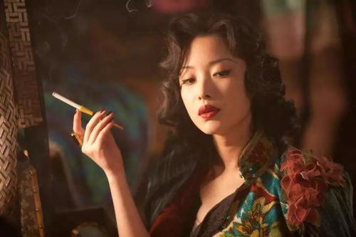 婚后民国文,匪我思存的虐心之作,强推《迷雾围城》