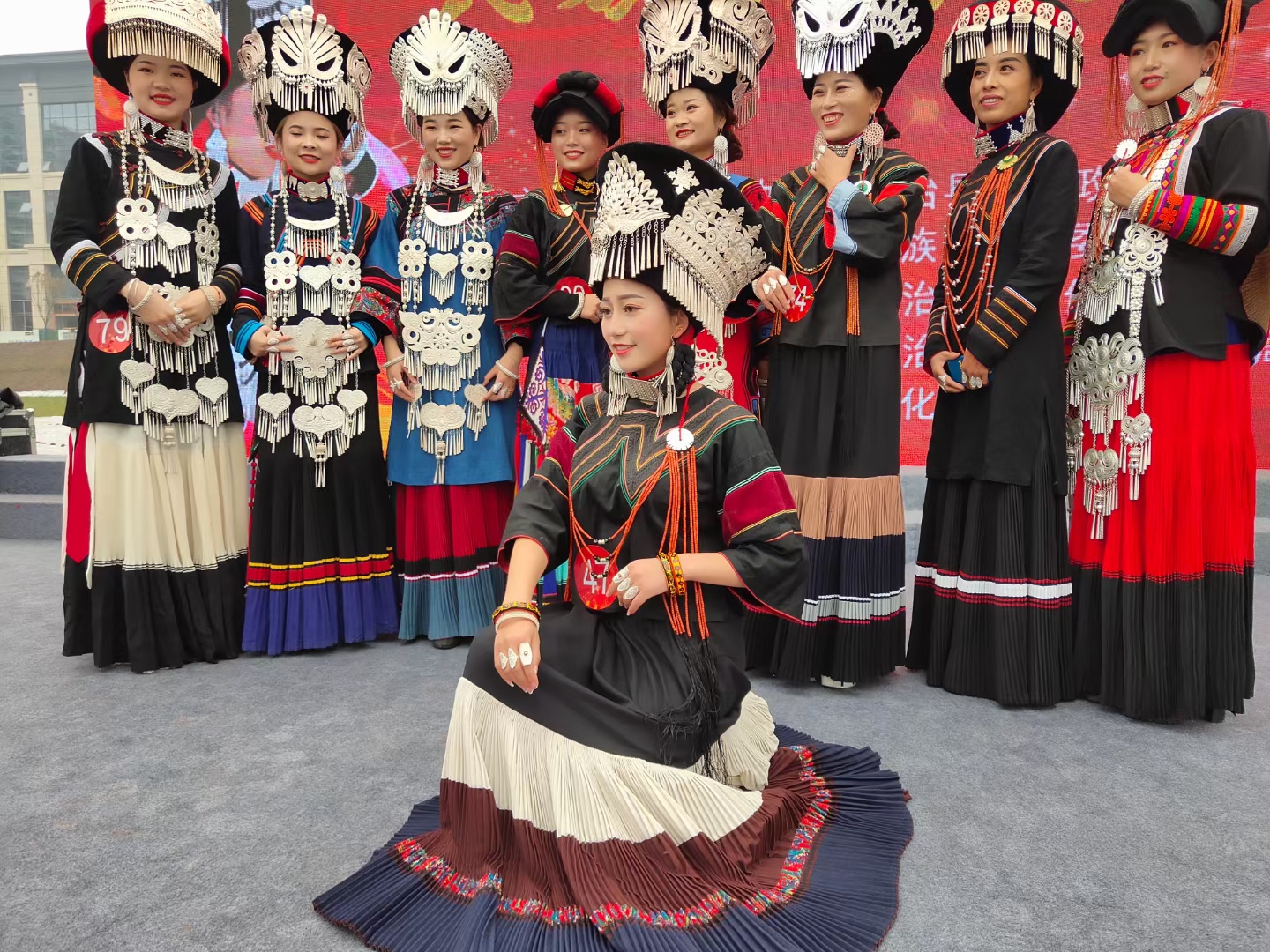 大山里的偶罗阿子——一个继承和发扬彝族文化的金凤凰