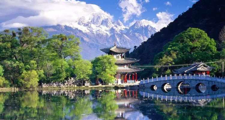 353国道丽江段好走吗