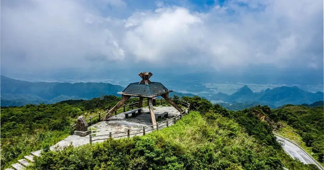 廣西南寧的旅遊景點有哪些?青秀山,南湖,揚美古鎮等,可來看看