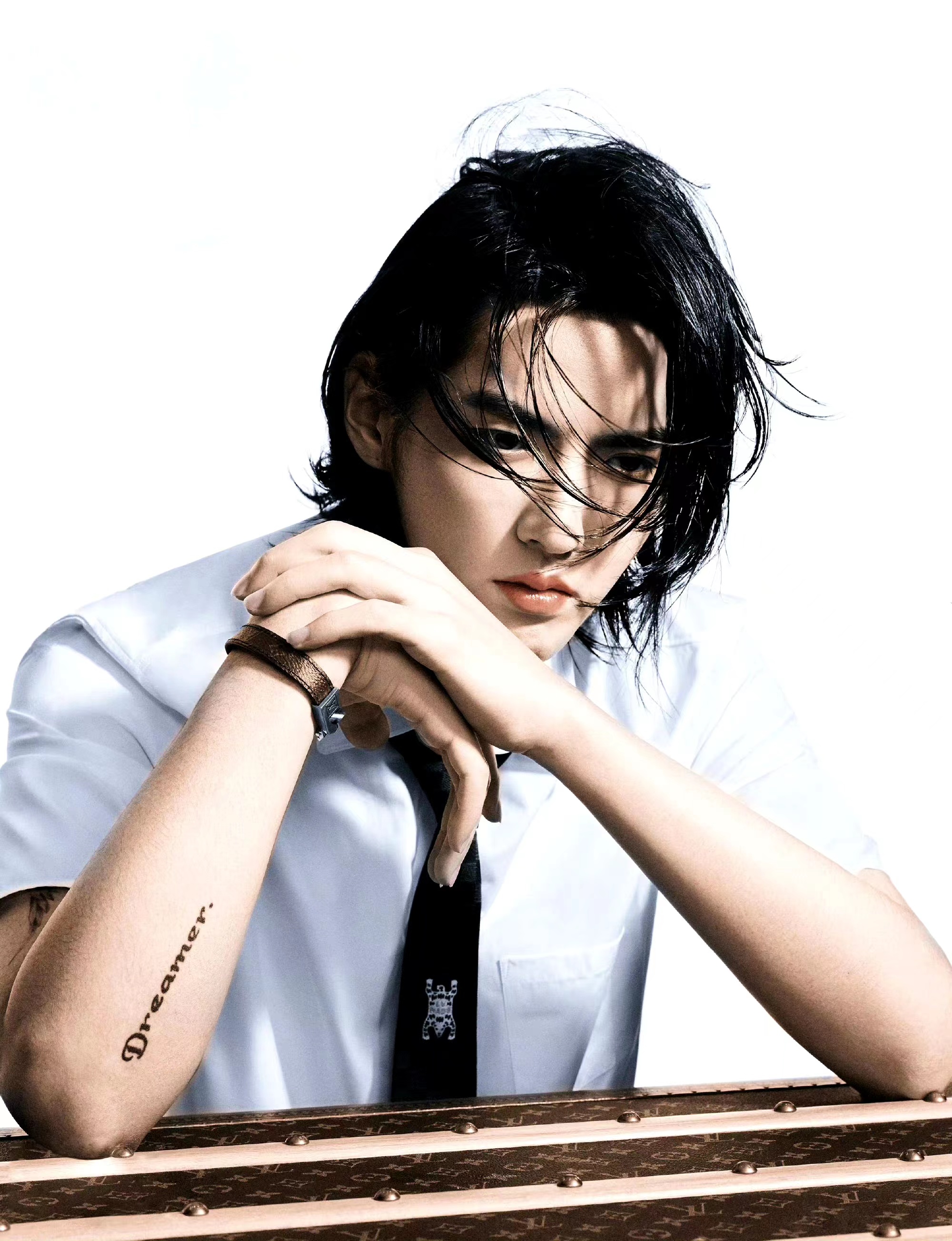 吴亦凡出售"1.2亿"豪宅,都美竹被北京日报怒批